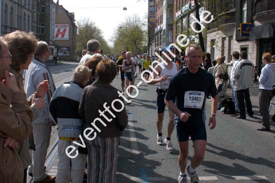 04-04-25-marathon-0176-p