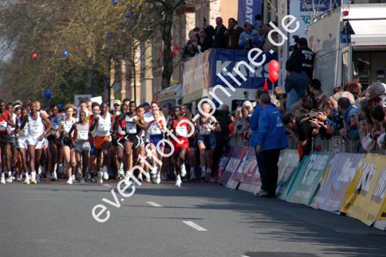 04-04-25-marathon-0075-p