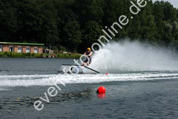 04-07-25-wasserski-0106-p1